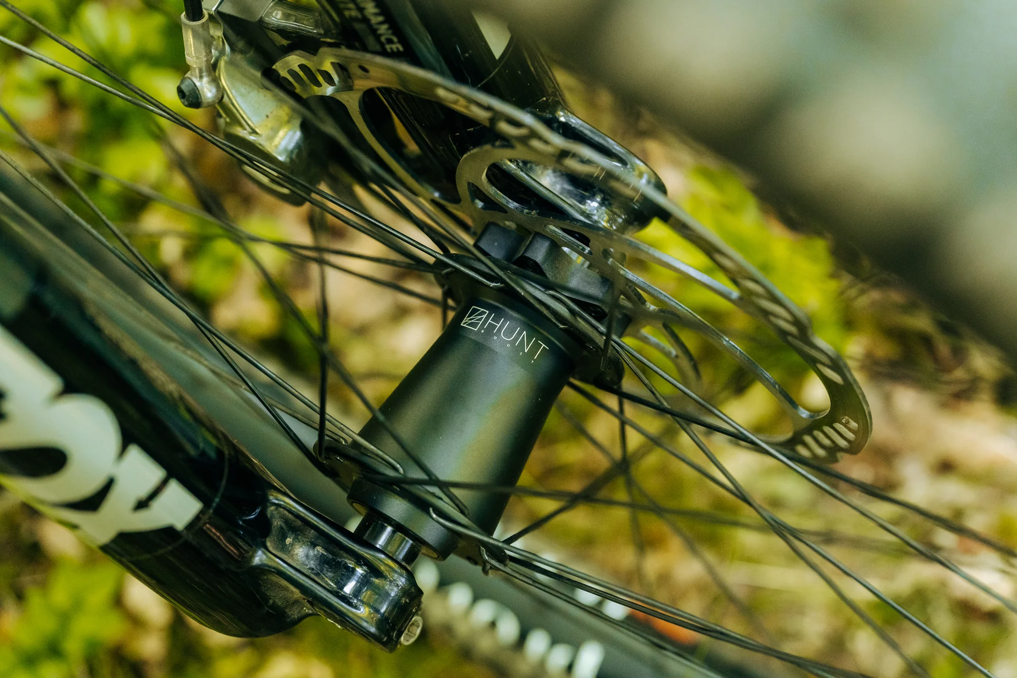 HUNT Proven Carbon Race E_Enduro 27.5 Wheelset - Image 6